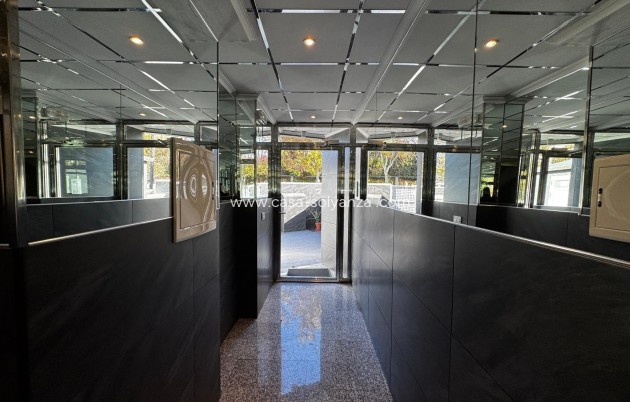 Revente - Appartement - Torrevieja - Playa del Cura