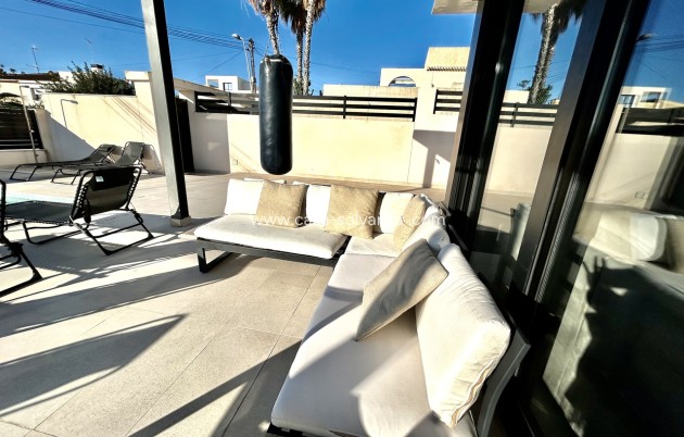 Resale - Villa - Los Balcones - Costa Blanca