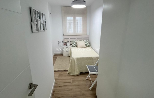 Revente - Appartement - Torrevieja - Punta Prima