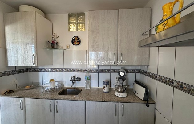 Resale - Apartment / flat - Torrevieja - La Mata