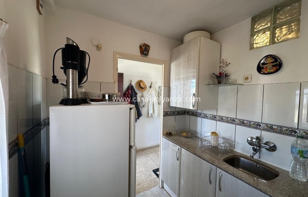 Resale - Apartment / flat - Torrevieja - La Mata