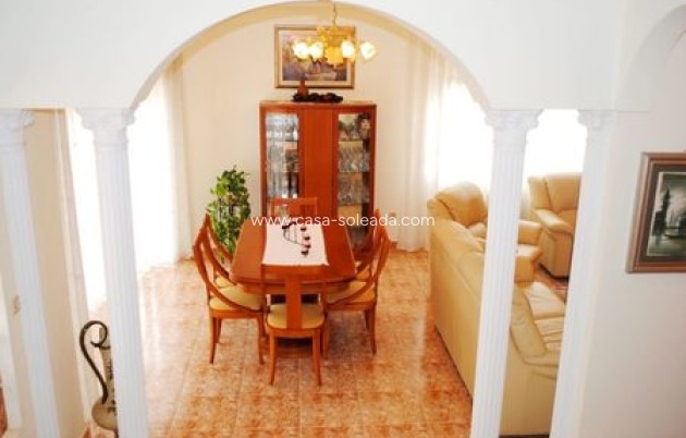 Herverkoop - Villa - La Zenia - Costa Blanca