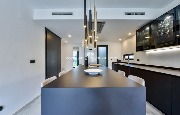 Revente - Appartement - Villajoyosa - La Cala