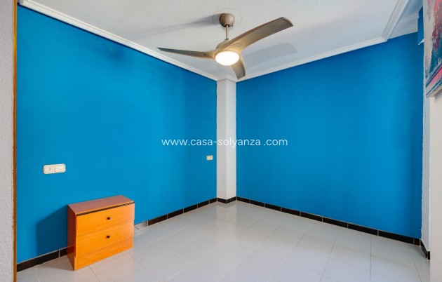 Resale - Apartment / flat - Torrevieja - Costa Blanca