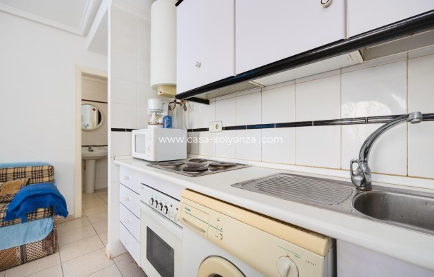 Resale - Apartment / flat - Torrevieja - Costa Blanca