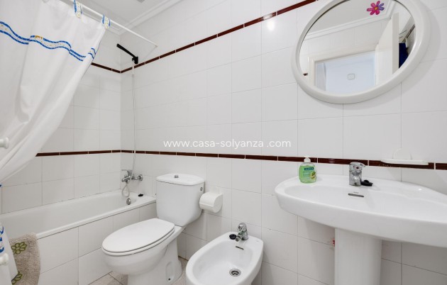 Resale - Apartment / flat - Torrevieja - Costa Blanca