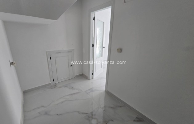 Revente - Appartement - Torrevieja - Torretas