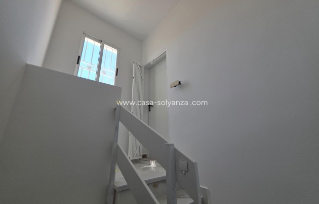 Revente - Appartement - Torrevieja - Torretas