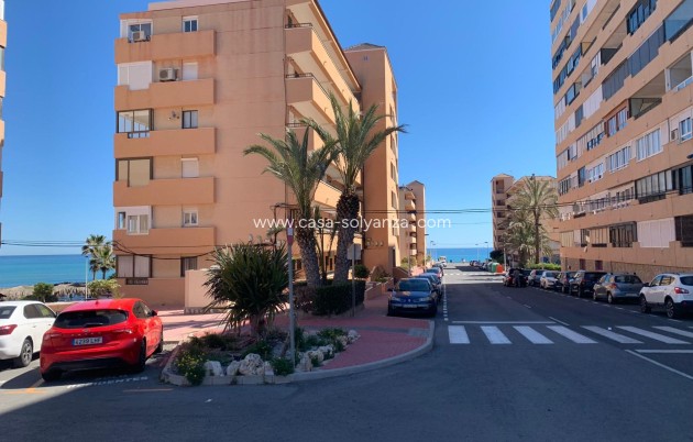 Wiederverkauf - Wohnung - Torrevieja - Cabo cervera