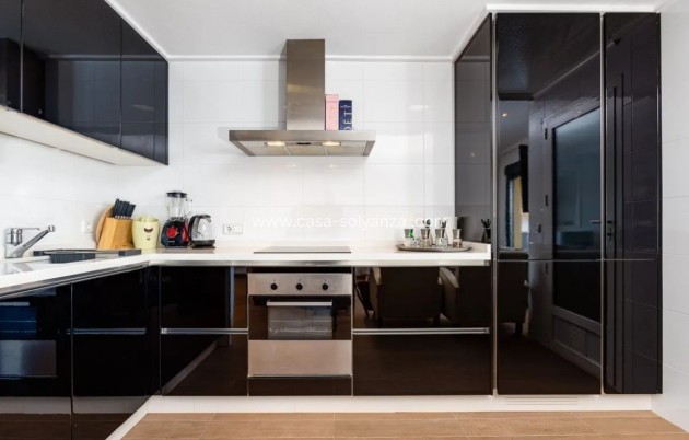 Resale - Apartment / flat - Lomas De Campoamor - Inland