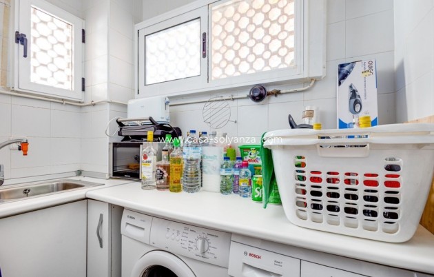 Resale - Apartment / flat - Lomas De Campoamor - Inland