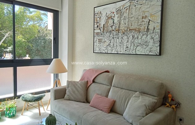 Resale - Apartment / flat - Torrevieja - Estacion Autobuses