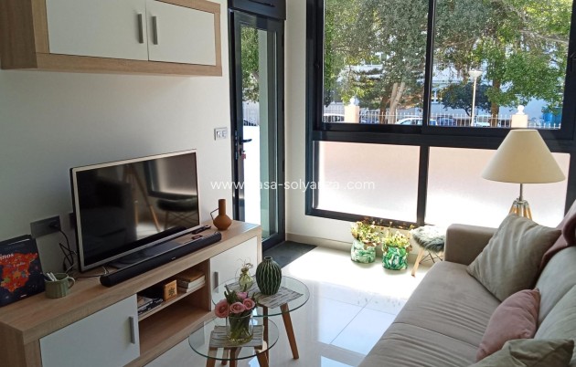 Resale - Apartment / flat - Torrevieja - Estacion Autobuses