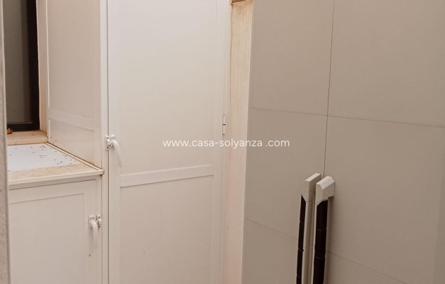 Resale - Apartment / flat - Torrevieja - Estacion Autobuses