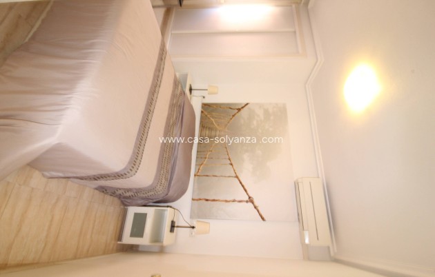 Resale - Apartment / flat - Torrevieja - Center