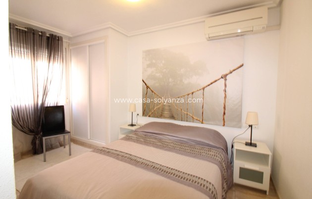 Resale - Apartment / flat - Torrevieja - Center