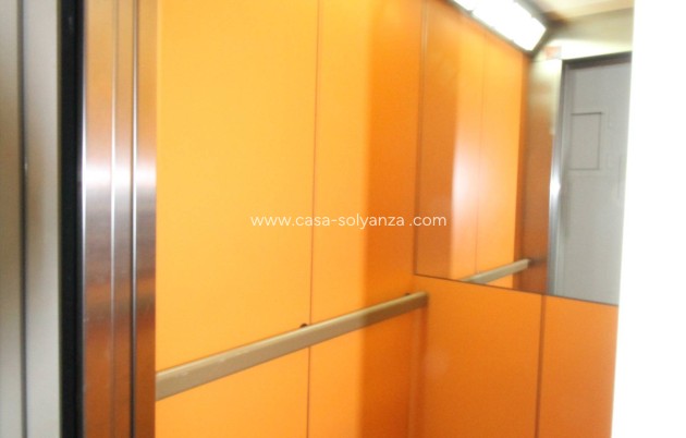 Resale - Apartment / flat - Torrevieja - Center