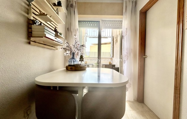 Reventa - Apartamento / piso - Torrevieja - Costa Blanca