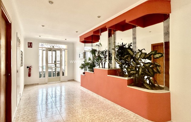 Reventa - Apartamento / piso - Torrevieja - Costa Blanca