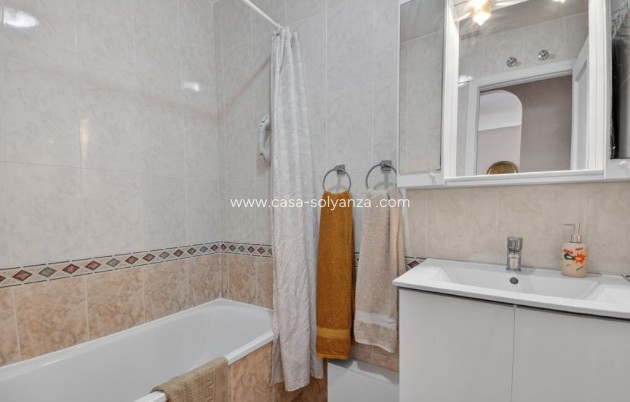Reventa - Apartamento / piso - Torrevieja - Calas Blanca