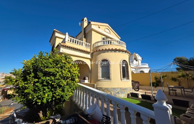 Resale - Villa - Orihuela Costa - Villamartín