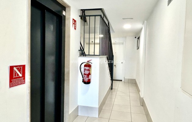 Herverkoop - Appartement / flat - Villamartin - Villamartín