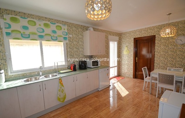 Reventa - Villa - Campos del Río - Inland