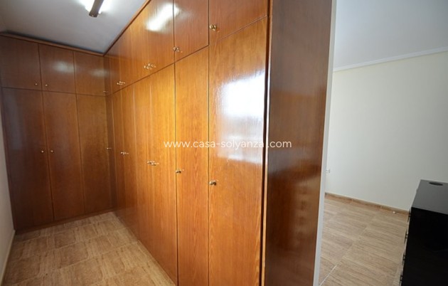 Reventa - Villa - Campos del Río - Inland