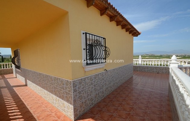 Reventa - Villa - Campos del Río - Inland