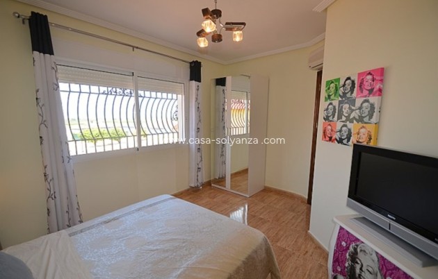 Reventa - Villa - Campos del Río - Inland