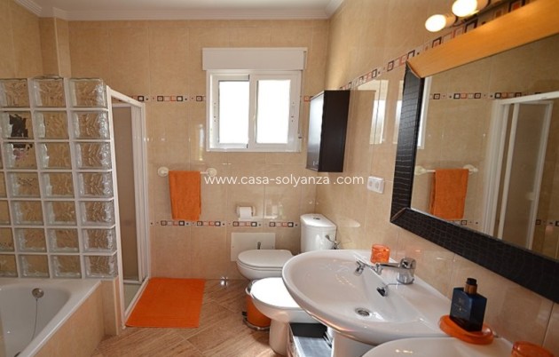 Reventa - Villa - Campos del Río - Inland