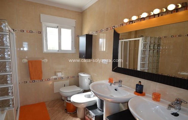 Reventa - Villa - Campos del Río - Inland