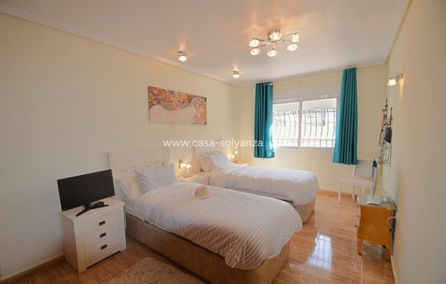 Reventa - Villa - Campos del Río - Inland