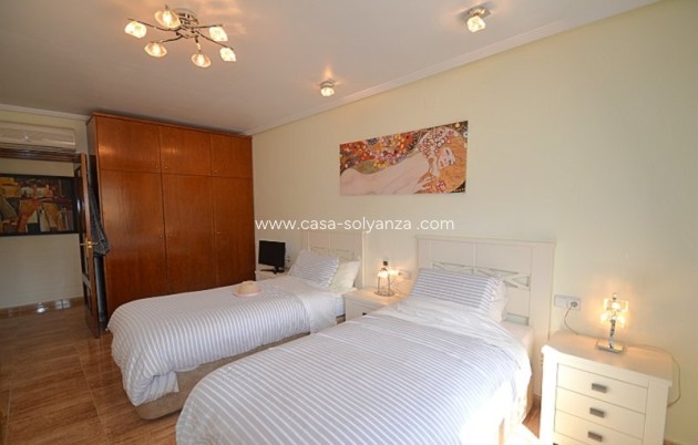 Reventa - Villa - Campos del Río - Inland