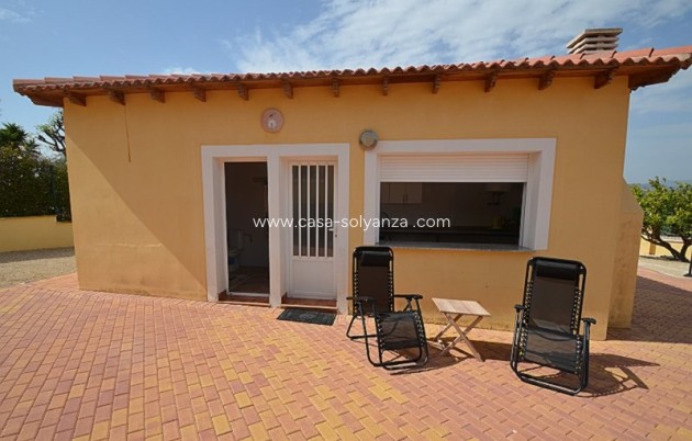 Reventa - Villa - Campos del Río - Inland