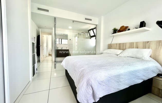 Reventa - Apartamento / piso - Villamartin - Costa Blanca