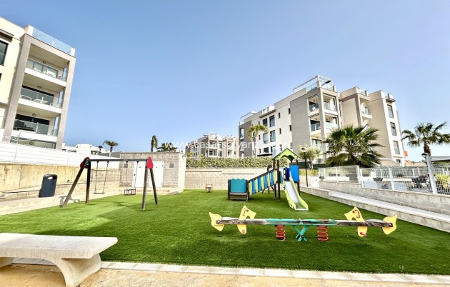 Reventa - Apartamento / piso - Villamartin - Costa Blanca