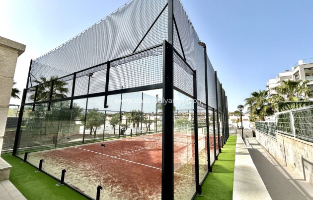 Reventa - Apartamento / piso - Villamartin - Costa Blanca