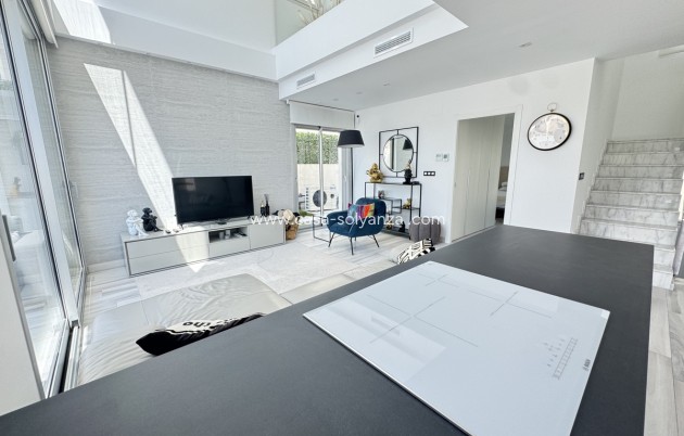 Herverkoop - Villa - Lomas de Cabo Roig
