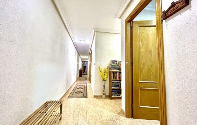 Resale - Apartment / flat - Almoradí - almoradi