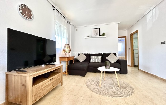 Reventa - Apartamento / piso - Villamartin - Costa Blanca