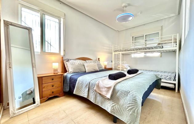 Reventa - Apartamento / piso - Villamartin - Costa Blanca