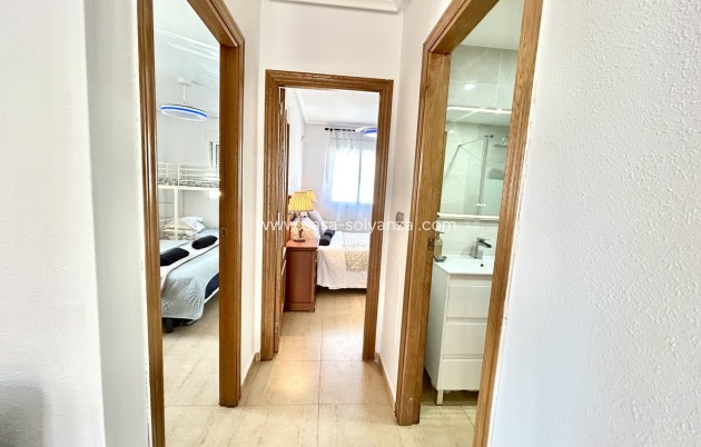 Reventa - Apartamento / piso - Villamartin - Costa Blanca