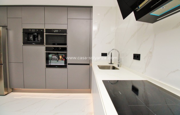 Resale - Apartment / flat - Torrevieja