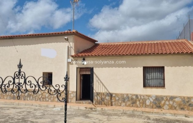 Reventa - Country Property/Finca - Hondón de las Nieves - Inland
