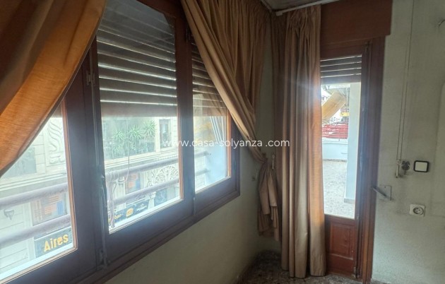 Reventa - Apartamento / piso - Orihuela - Zona Centro