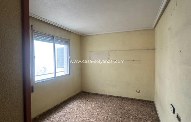 Reventa - Apartamento / piso - Orihuela - Zona Centro