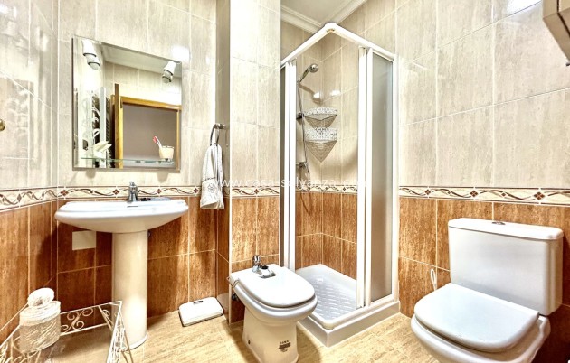 Reventa - Apartamento / piso - Almoradí - Inland