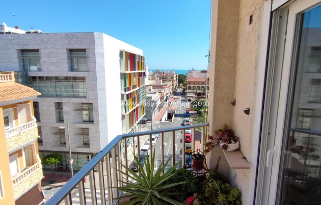 Reventa - Apartamento / piso - Guardamar del Segura - Zona Pueblo