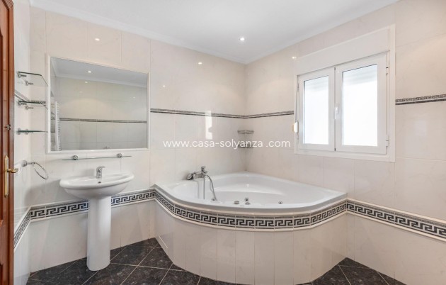 Reventa - Villa - Rojales - Pueblo Bravo